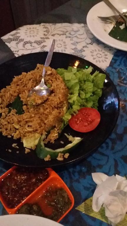 Ubud Kartini Hostel エクステリア 写真