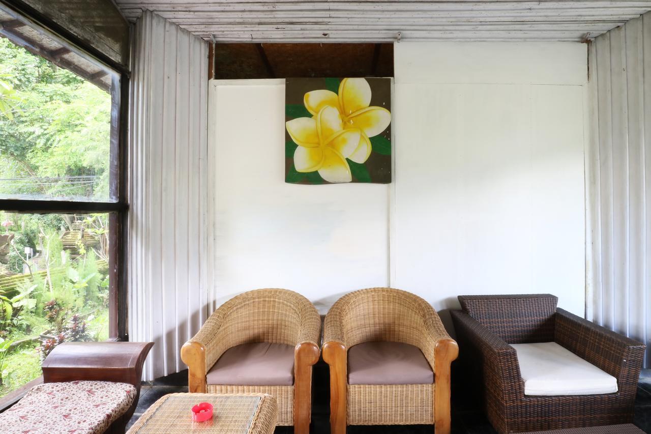 Ubud Kartini Hostel エクステリア 写真